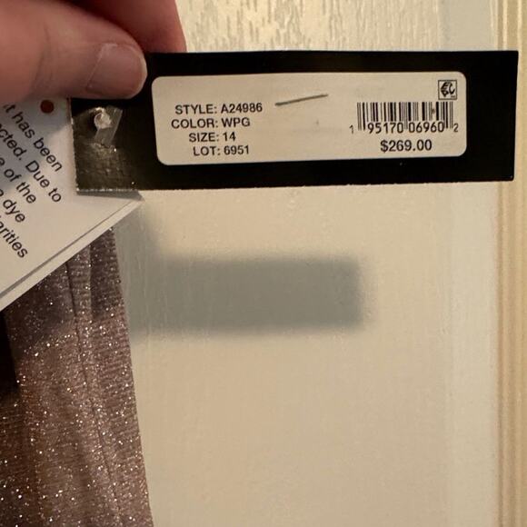 BETSY & ADAM Long Glitter Sleeveless Gown, Size 14 New with Tag MSRP $269 - Picture 9 of 11